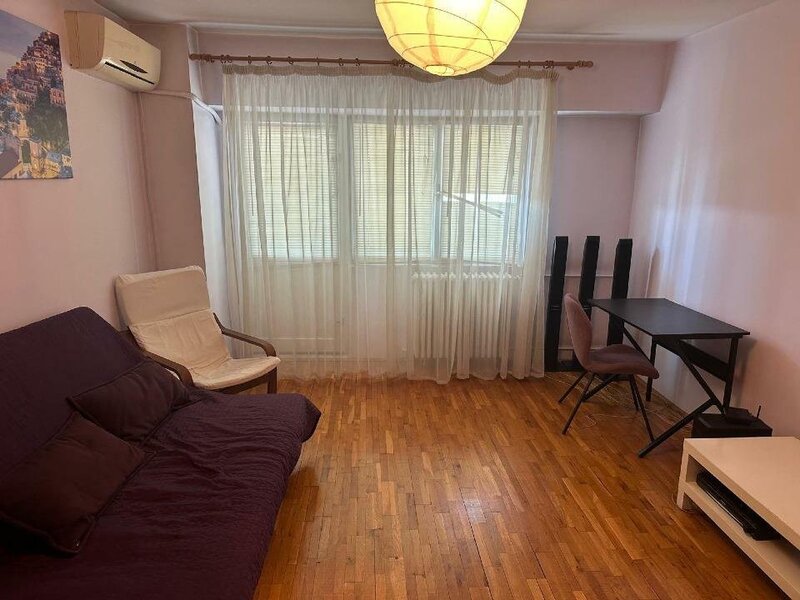 Lacul Tei langa Domino, Facultatea de Constructii, Str. Inginerilor,